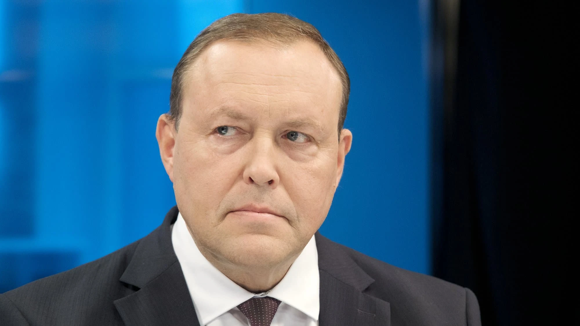 Козловскіс нагадав уряду про готову доповідь щодо знаків на РФ і Білорусь