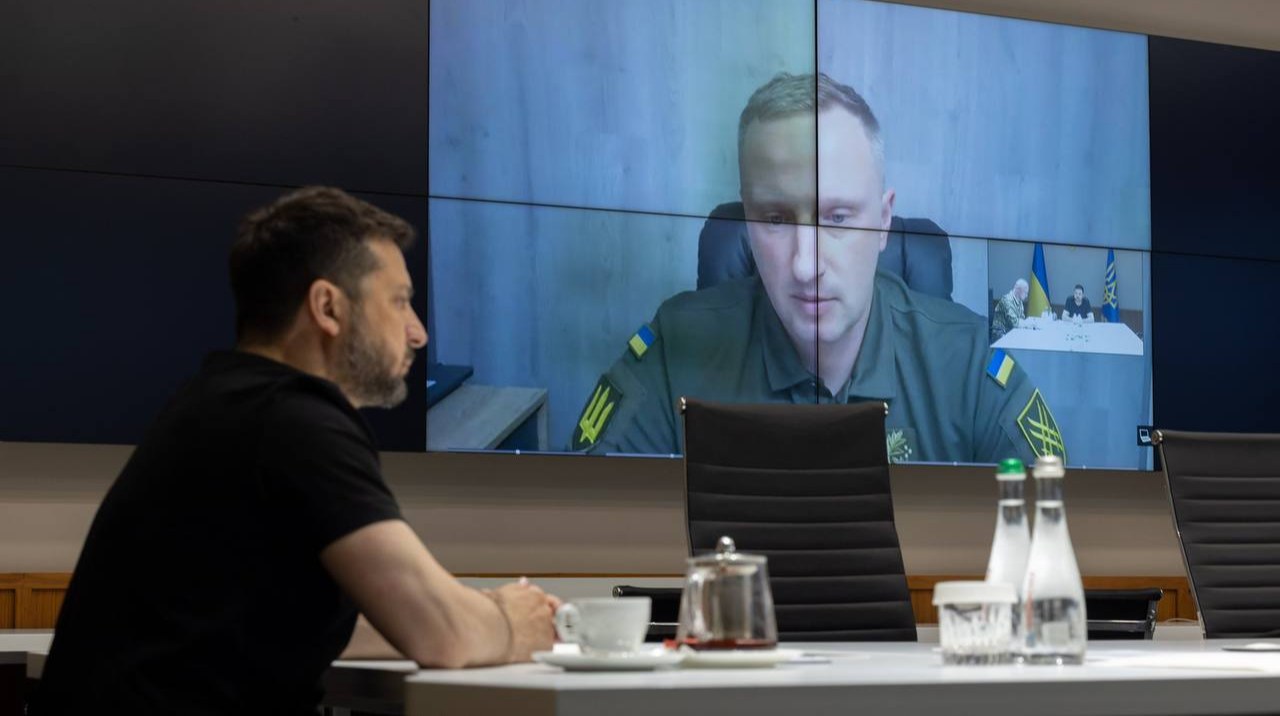 Навіщо Зеленський два дні спілкувався з командирами корпусів