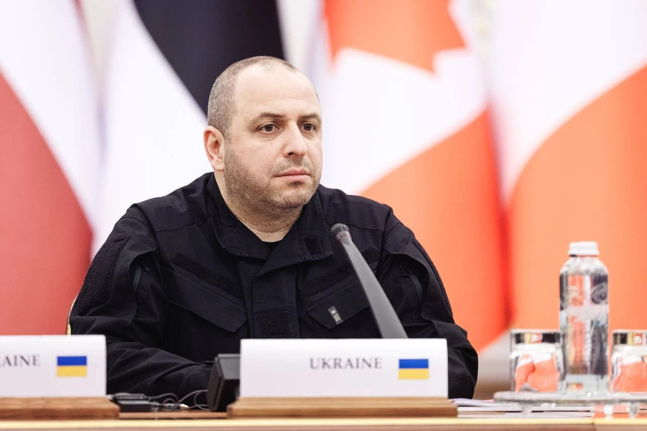 Кадрові рішення Зеленського 3 серпня: нові ролі Клименка, Умєрова та Луговського