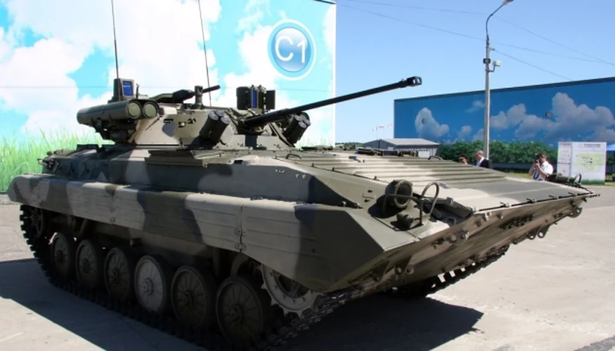 Росія переправила бронетехніку до Малі на підсанкційному судні — BBC