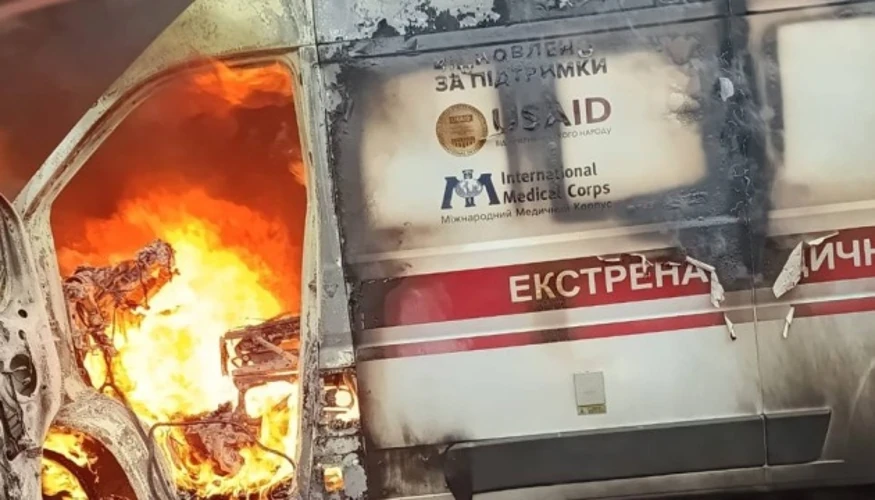 У Херсоні внаслідок удару дрона по «швидкій» постраждали двоє медпрацівників