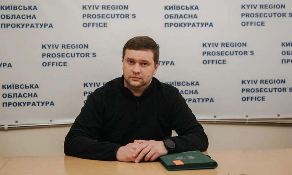 Хто виступив із поясненням: дружина заступника генпрокурора та російський паспорт