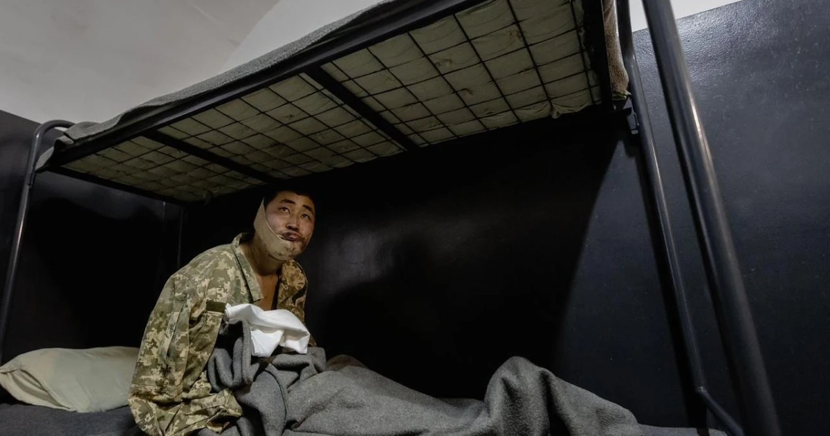 Північнокорейський солдат в українському полоні після операції в Курській області