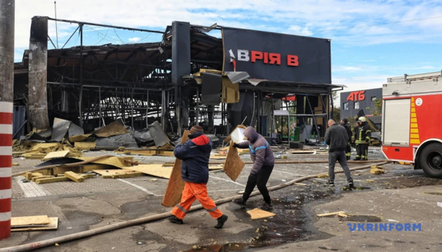 Атака БпЛА на Печерськ 15 жовтня: сім постраждалих і пошкоджені будинки